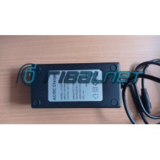 Adaptador CA 42V 2A 1,5A