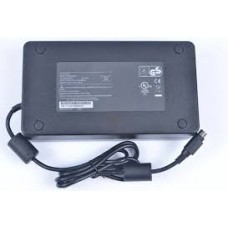 Adaptador CA Clevo X7200 20V 15A 300W Clevo Adaptador CA Clevo X7200 20V 15A 300W Clevo